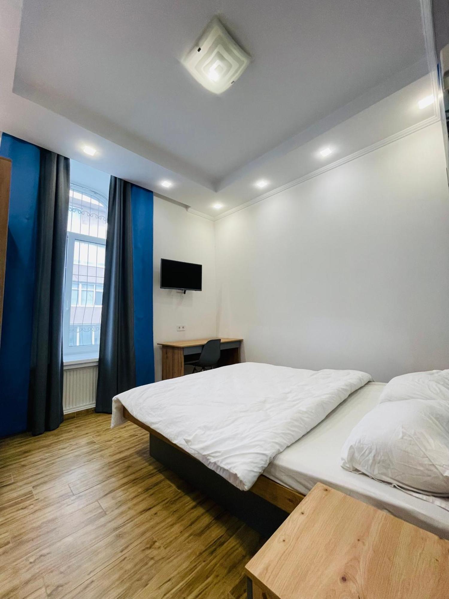 Apartment For Rent In The City Center Of Kharkiv K18 Elinaflats Buitenkant foto